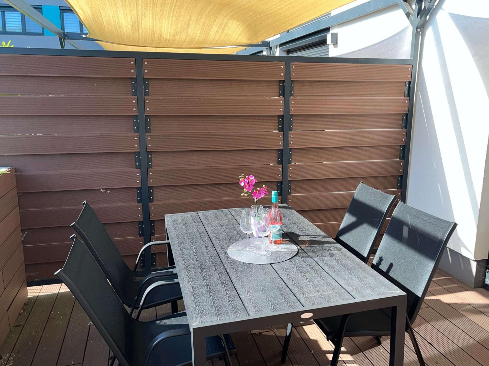 Aparthotel Pauzo Balaton Balatonföldvár Exterior foto